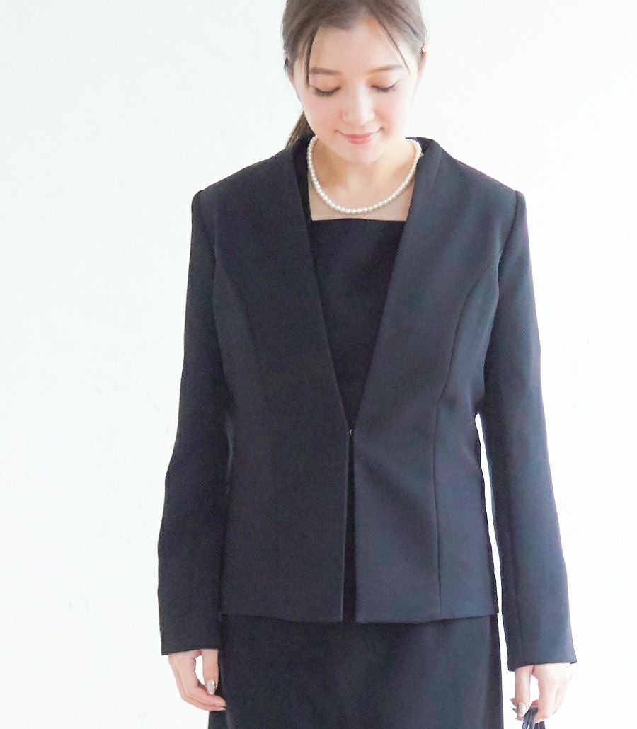 【1度着用美品】モーハウス授乳口付きフォーマルスーツ クラッシィ フォーマルトップス | 授乳服・マタニティウェアのモーハウス｜25年間