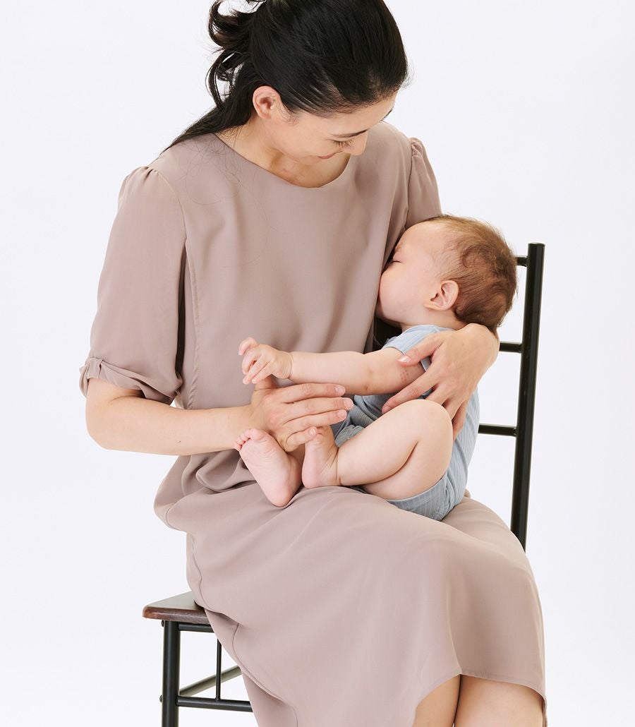 上品で落ち着いた雰囲気のワンピ/リボンスリーブワンピース 授乳服